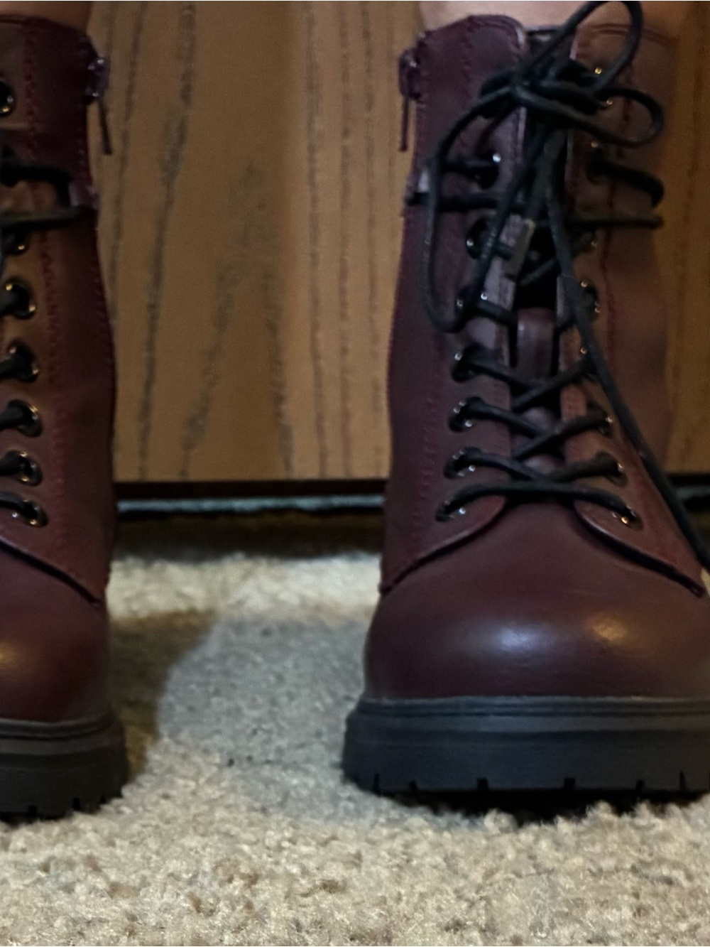 Women's Lace-Up Combat Boots in Burgundy - Unbranded